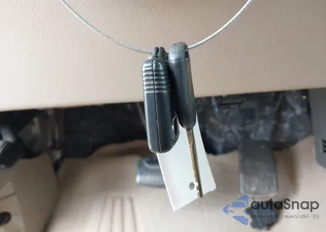 2005 Ford F-150 Lariat/Xlt z USA, uszkodzony, nr VIN 1FTPW12505KE85246